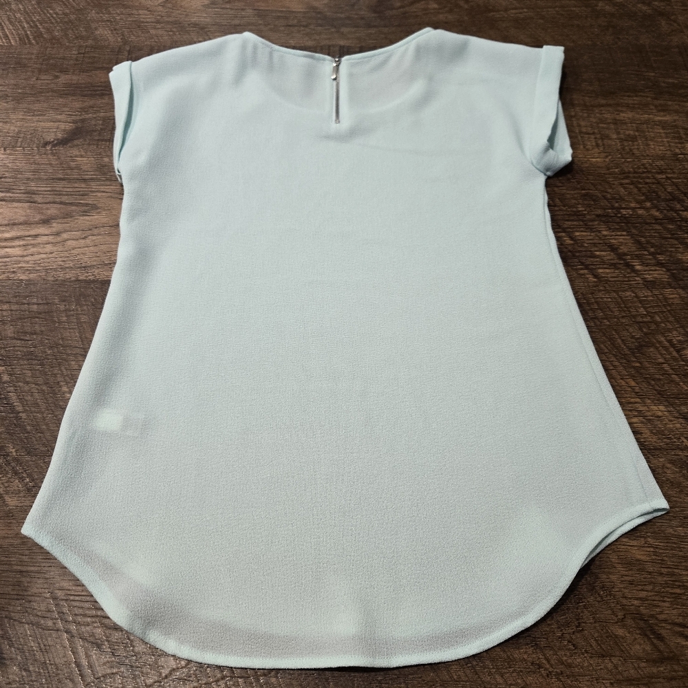 Express Pastel Blue Blouse Cap Sleeve Top Zipper Flowy Casual Work Office XS - Picture 3 of 8